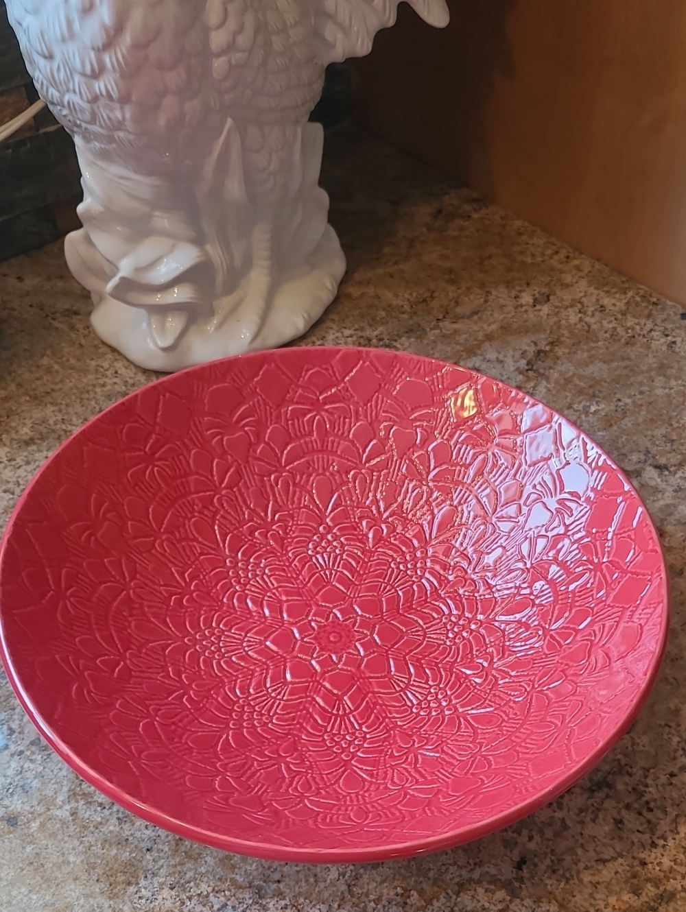 Beaver Farm Pottery Serving Bowl Dishwasher & Microwave Safe Approx 11.5in dia